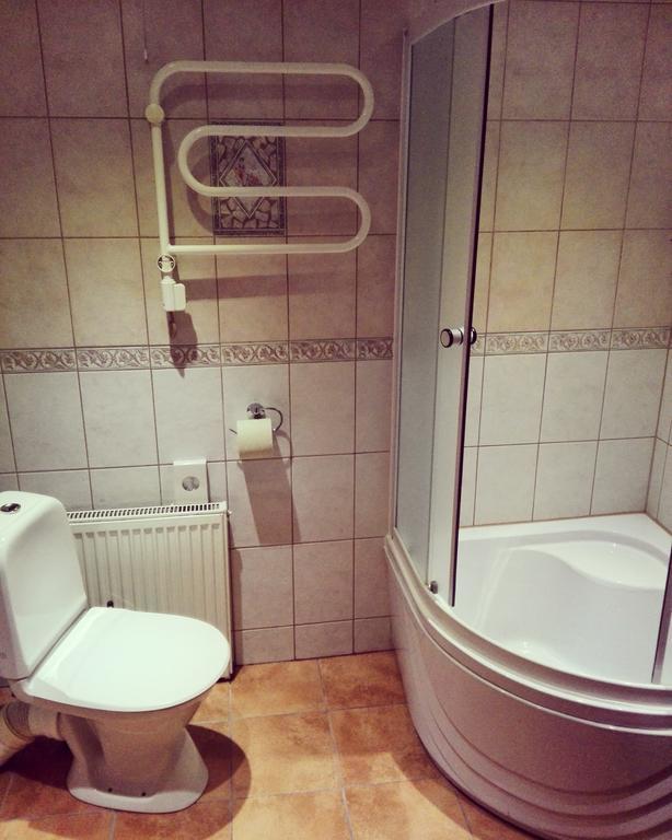 Urusel Guesthouse タリン エクステリア 写真