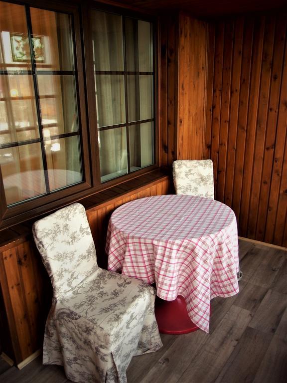Urusel Guesthouse タリン エクステリア 写真